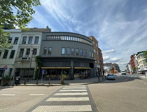                                         Appartement à louer à Antwerpen, € 995
