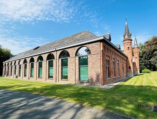                                         Kantoor te huur in Merelbeke, € 1.728
