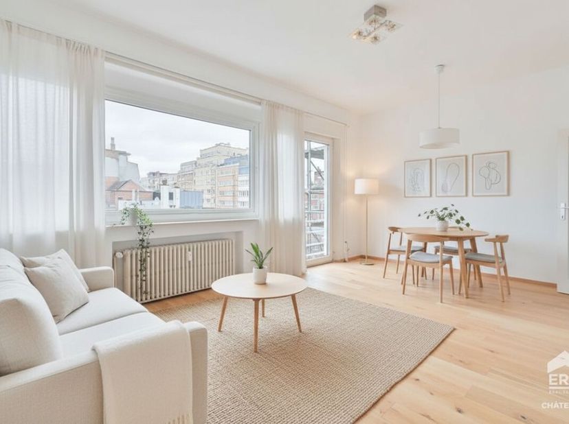 Elsene: 1-slaapkamerappartement volledig gerenoveerd in 2026 Gelegen op de 4e verdieping van een gebouw uit de jaren 40 met 5 verdiepingen en een lift