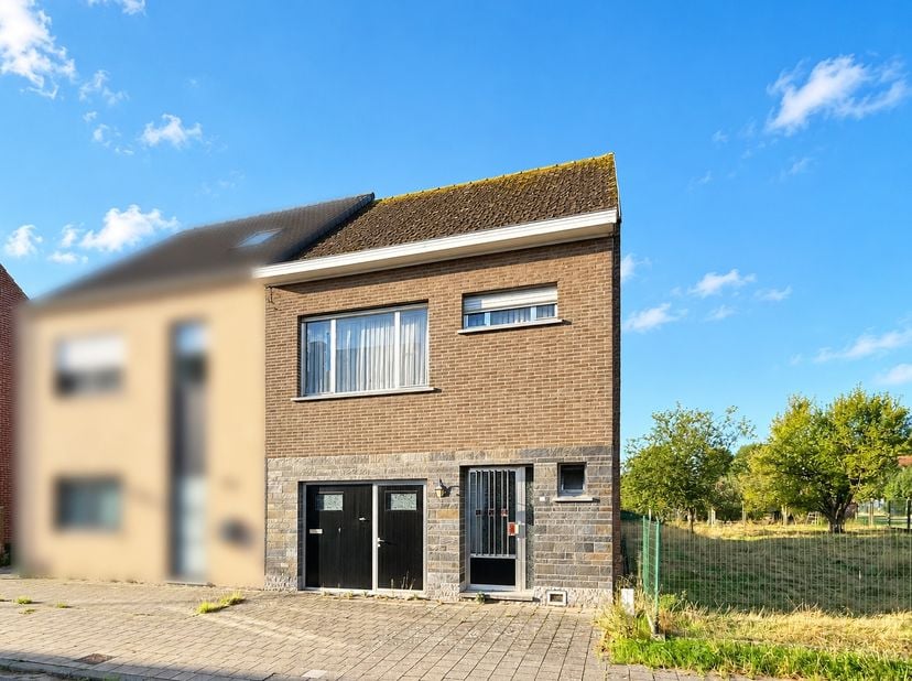 Huis te koop in Generaal Merchierstraat 15,
                    9700 Oudenaarde
