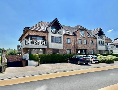                                         Appartement à louer à Ardooie, € 825
