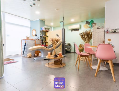                                         Commerce à vendre à Mouscron, € 259.000
