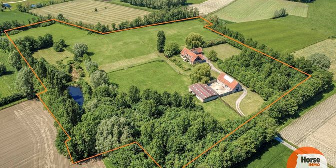 Maison à vendre à 8800 Oekene