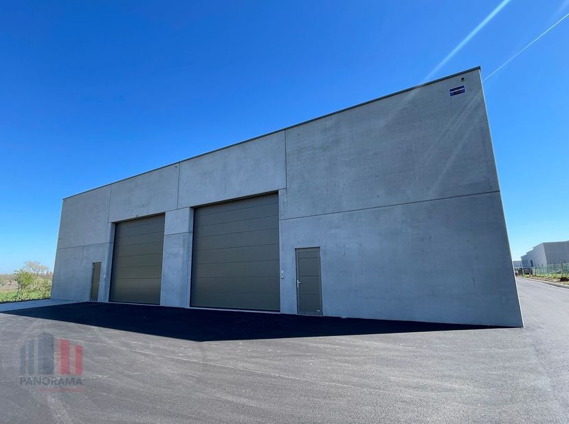 Bien professionnel à vendre
                    à 8211 Aartrijke