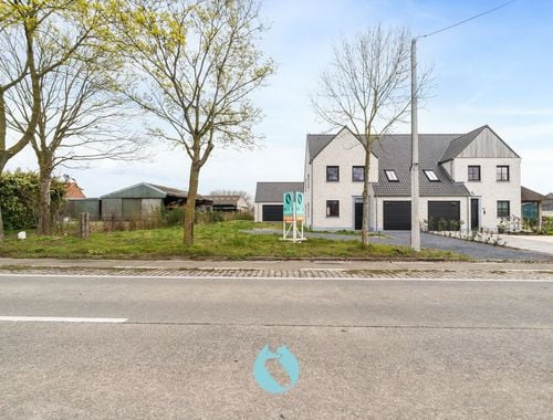                                         Maison à vendre à Oosteeklo, € 387.850
