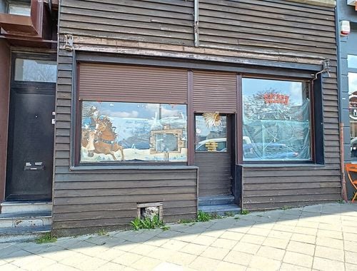                                         Kantoor te huur in Arlon, € 1.200

