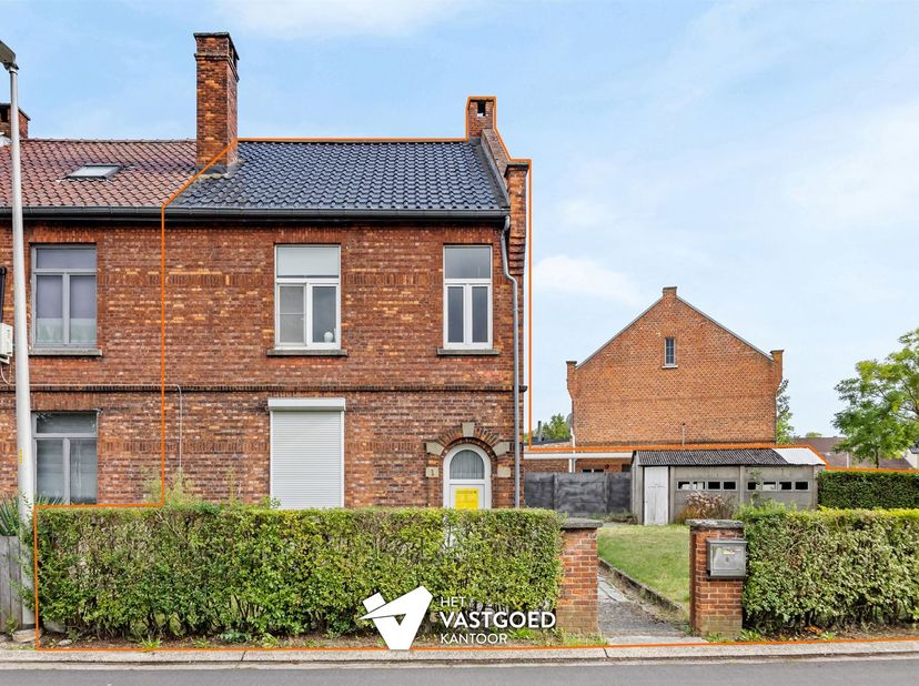 Huis te koop in Spoorwegstraat 1,
                    3580 Beringen
