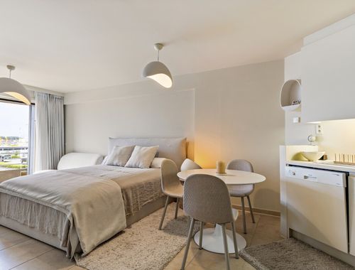                                         Studio met slaaphoek te koop in Oostende, € 265.000
