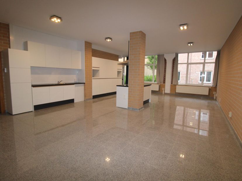 Appartement à louer
                    à 9000 Gent