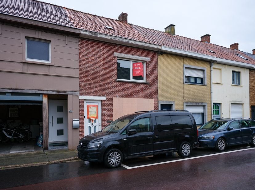 Maison à vendre à Kattenstraat 164,
                    8800 Roeselare