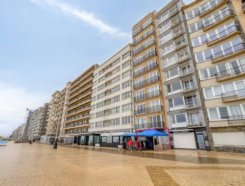                                        Immeuble d'appartements à vendre à Middelkerke, € 275.000
