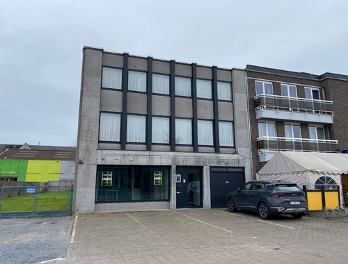                                         Handelspand te huur in Zulte, € 550
