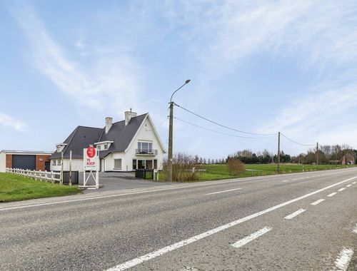                                         Entrepôt avec habitation à vendre à Klemskerke, € 625.000
