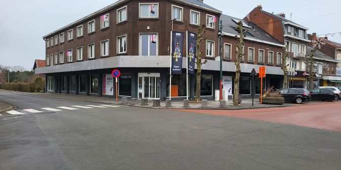 Bedrijfsvastgoed te huur in Pauwengraaf 130, 3630 Eisden