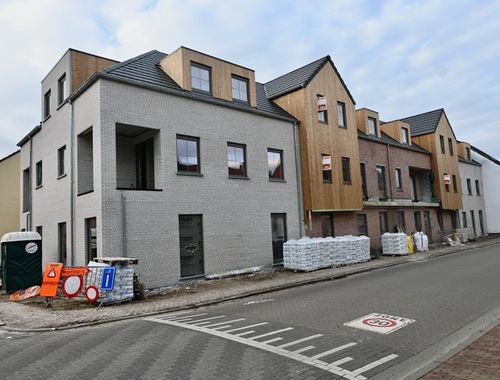                                         Dakappartement te koop in Zoersel, € 360.000
