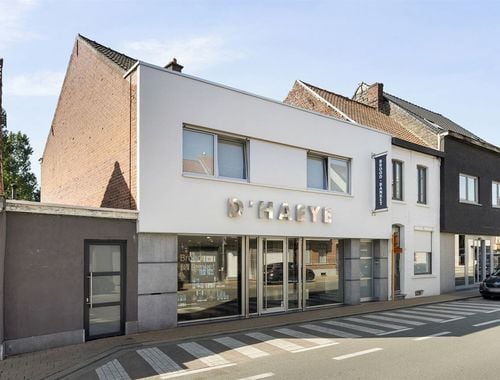                                         Gemengd gebruik te koop in Meulebeke, € 495.000
