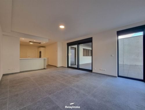                                         Appartement à louer à Tournai, € 1.000
