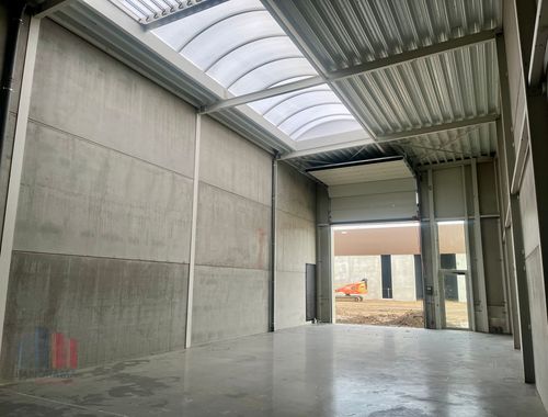                                         Bedrijfsgebouw te huur in Halen, € 999
