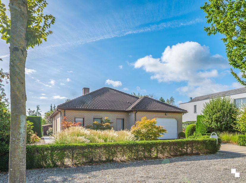 Huis te koop in Hof Resselaar 19,
                    9820 Merelbeke