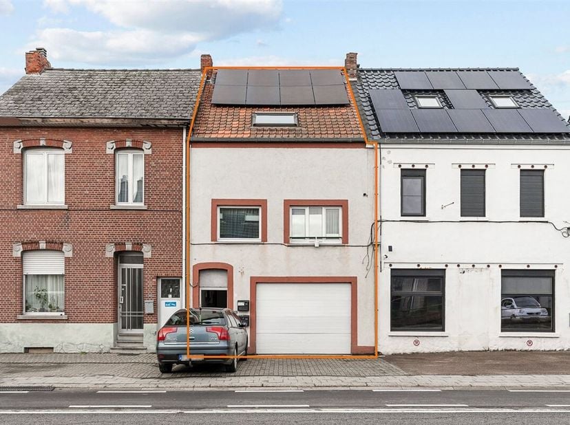 Bien professionnel à vendre
                    à 3971 Heppen