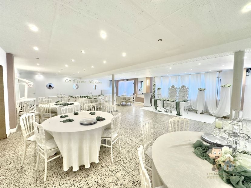 Bedrijfsvastgoed te koop in ,
                    6041 Gosselies