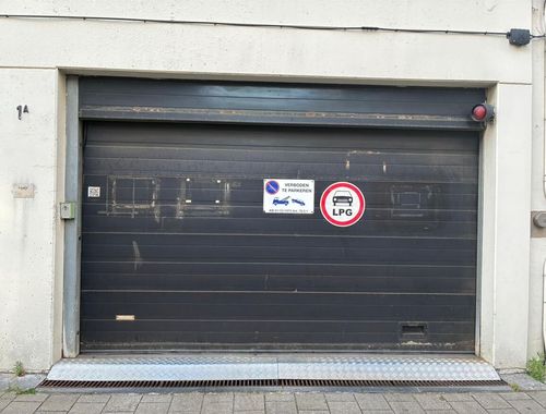                                         Place de stationnement à louer à Antwerpen, € 135
