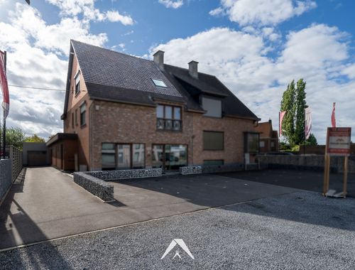                                         Appartement à vendre à Beveren-Leie, € 138.000
