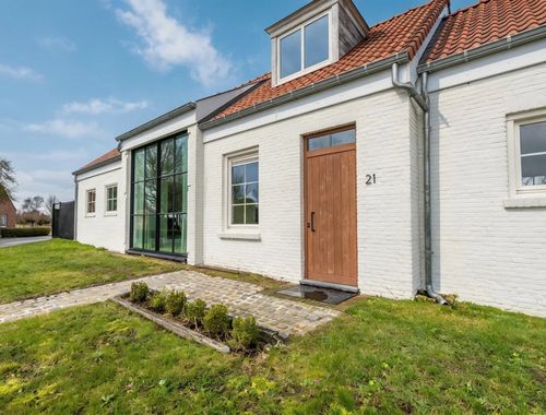                                         Villa à vendre à Knokke, € 699.000
