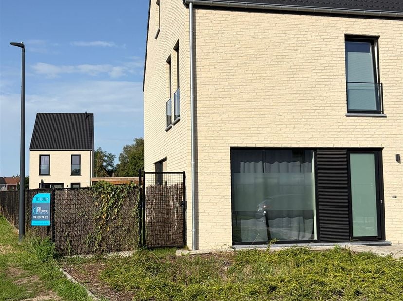 Huis te huur in Martha Anthonisstraat 22,
                    9040 Sint-Amandsberg