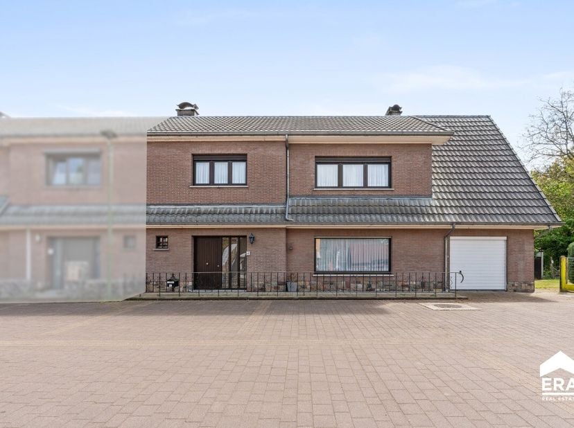 À vendre : maison semi-ouverte pleine de charme à Linter, située au Stationsplein, dans un cadre verdoyant et rural, proche des transports en commun.