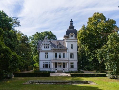                             Château à vendre à Genk
