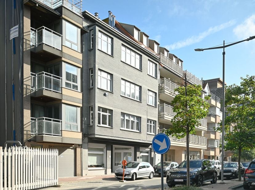 Appartement te koop in Bayauxlaan 34,
                    8300 Knokke