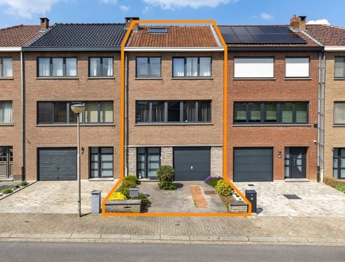                                         Bel-étage te koop in Huizingen, € 380.000
