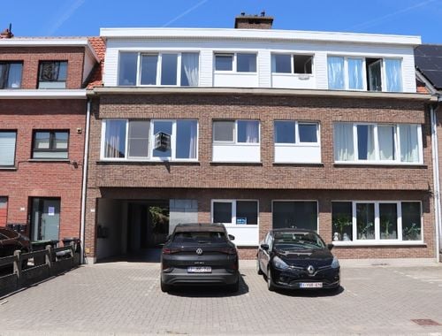                                         Appartement à louer à Reet, € 885
