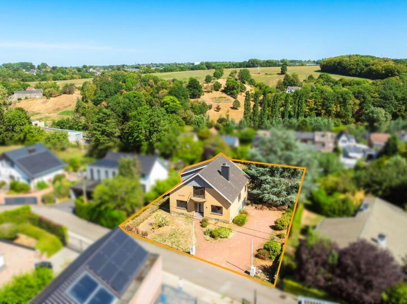 Huis te koop in Rue des Dragons, 12,
                    4671 Saive