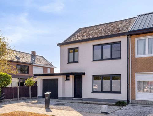                                         Woning te koop in Ruisbroek, € 387.000
