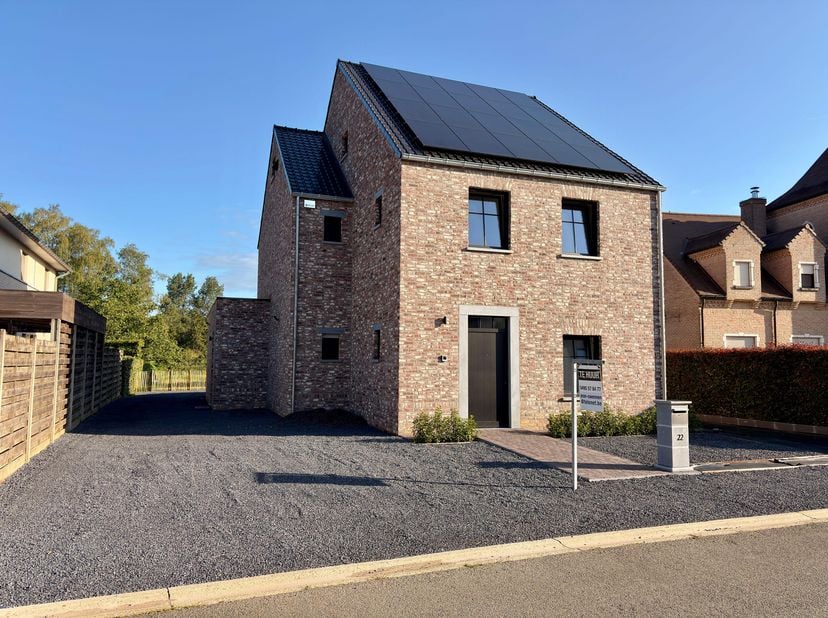 Maison à louer
                    à 3680 Neeroeteren