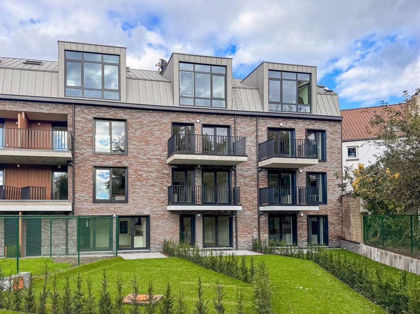 Appartement te koop
                    in 1140 Evere
