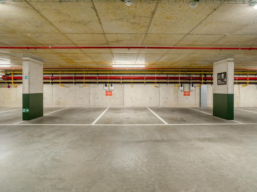 Garage à vendre à Excelsiorlaan 18 boîte 151,
                    1930 Zaventem