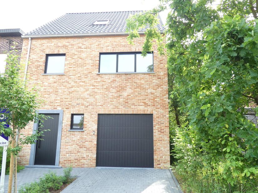 Maison à louer
                    à 2590 Berlaar