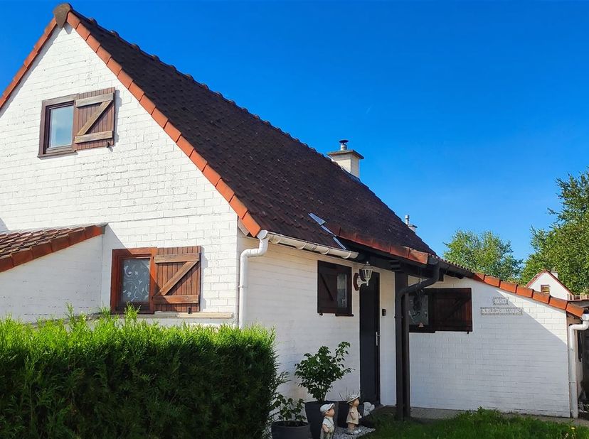 Huis te koop in Duinhoekstraat 129 bus 164,
                    8660 Adinkerke
