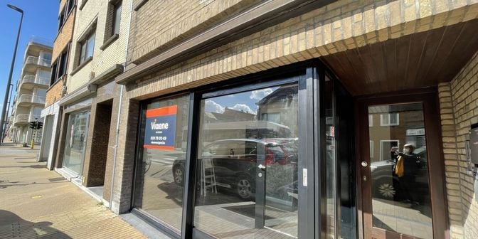 Bedrijfsvastgoed te koop in Nieuwpoortsesteenweg 256, 8400 Mariakerke