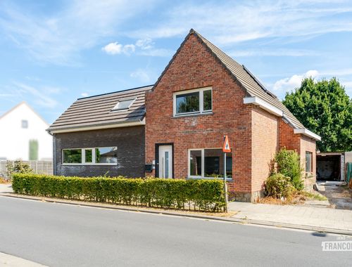                                         Maison à vendre à Snaaskerke, € 369.000
