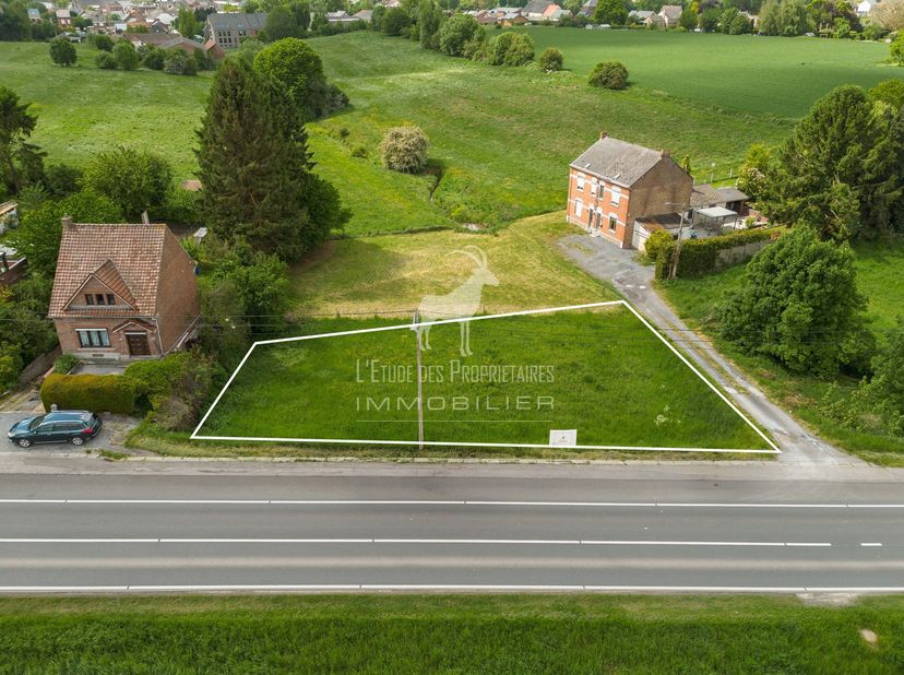 Referentie agentschap: V7130-033<br />
Virtuele tour: https://immo360.immo-facile.com/vtour/fr/cbh8wm/frame <br />
Uitzonderlijke kans: Prachtig perce