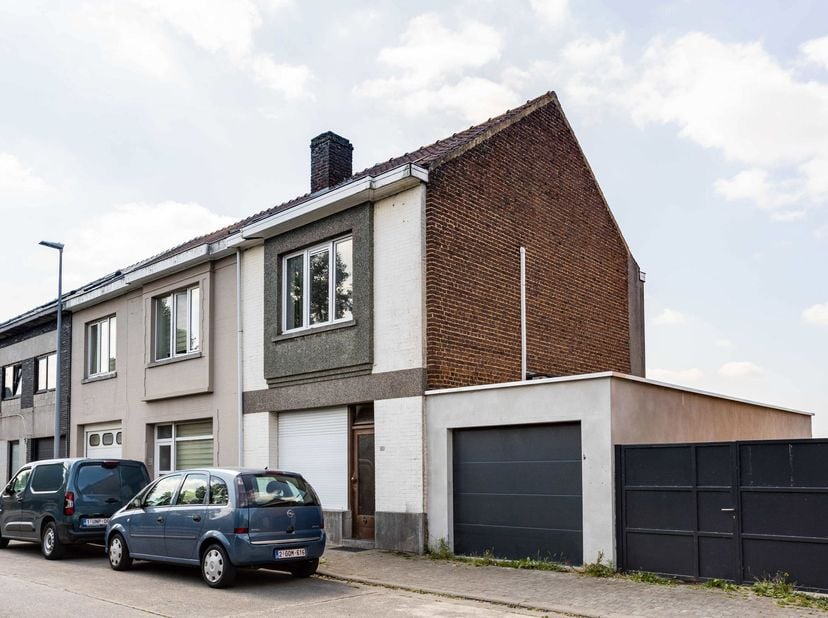 Huis te koop in Stooktstraat 133,
                    9600 Ronse