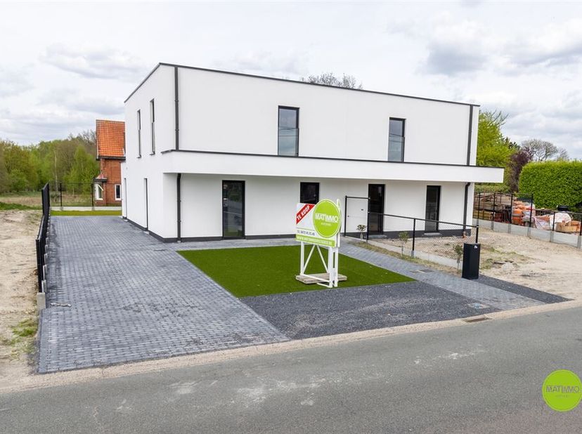 Maison neuve BEN moderne (2026) avec finitions de haut niveau à Leopoldsburg<br />
Dans une rue calme de Leopoldsburg (Rusystraat ou Athenaeumstraat)