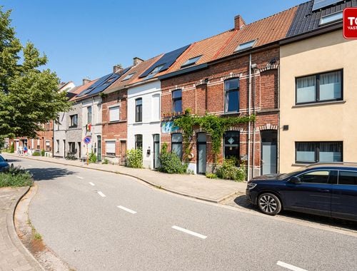                                         Woning te koop in Wondelgem, € 319.000
