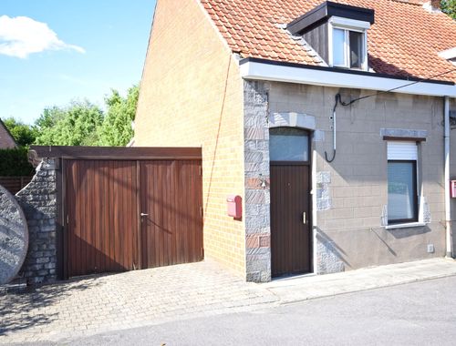                                        Woning te koop in Roeselare, € 98.000
