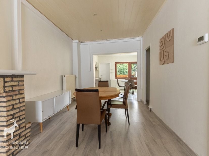 Huis te huur in ,
                    6061 Montignies-sur-Sambre