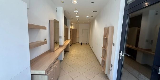 Bedrijfsvastgoed te huur in Bus 001, 3800 Sint-Truiden